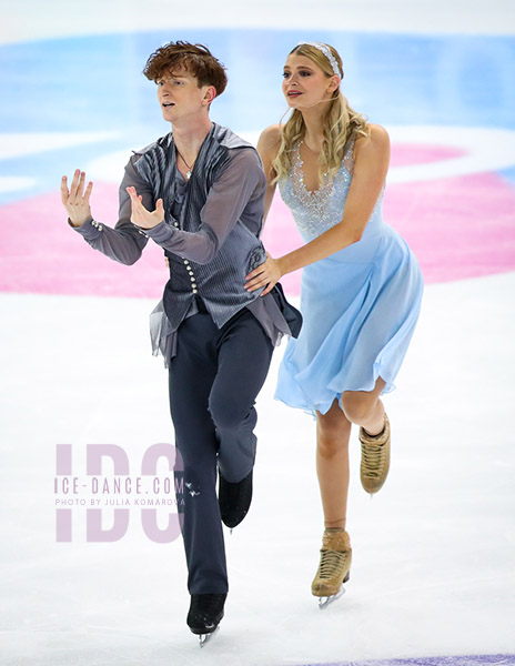 Anastasia Skoptsova & Kirill Aleshin (RUS)