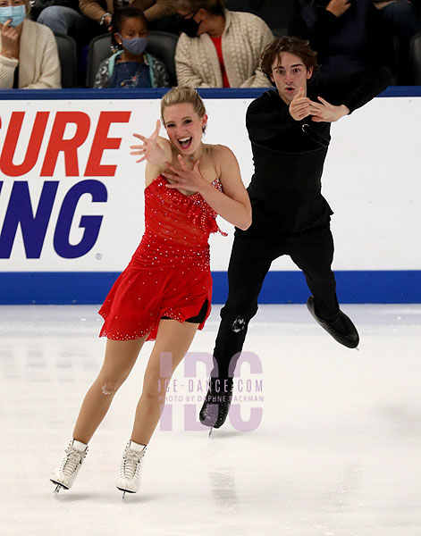 Eva Pate & Logan Bye (USA)