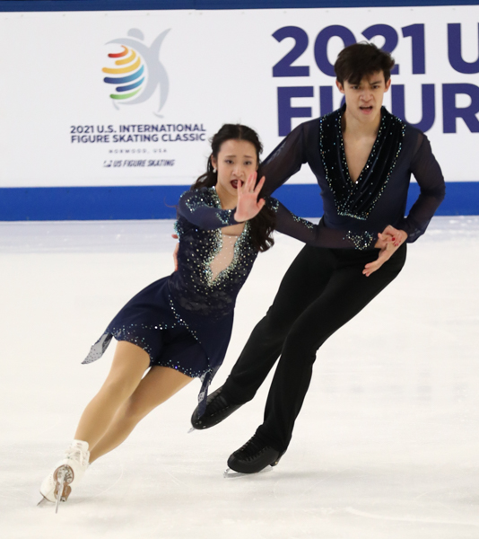Vanessa Pham & Jonathan Rogers
