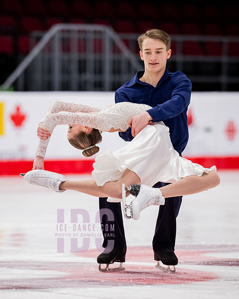Torri Hollstein & Joshua Burger