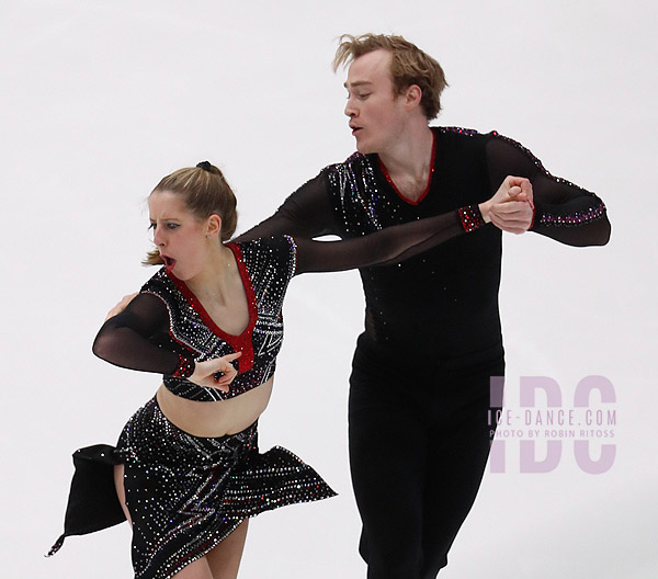 Sasha Fear & George Waddell (GBR)