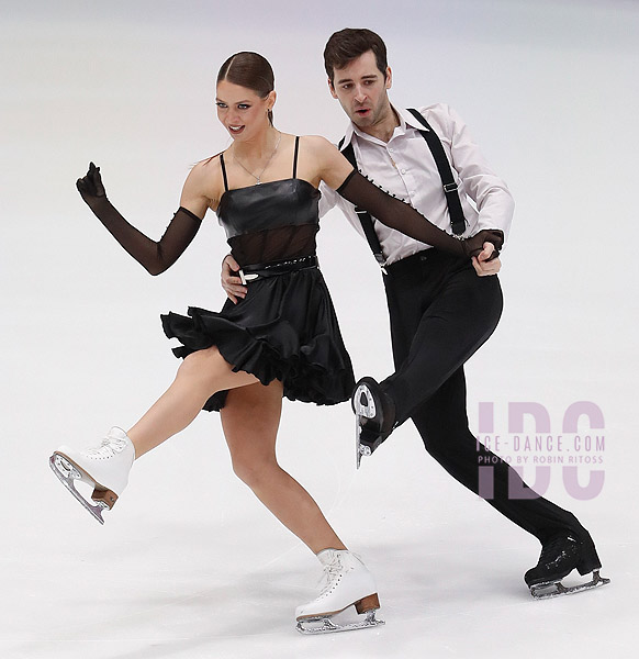 Oleksandra Nazarova & Maksym Nikitin (UKR)
