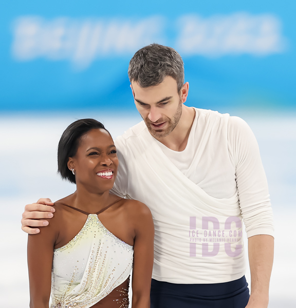 Vanessa James & Eric Radford (CAN)