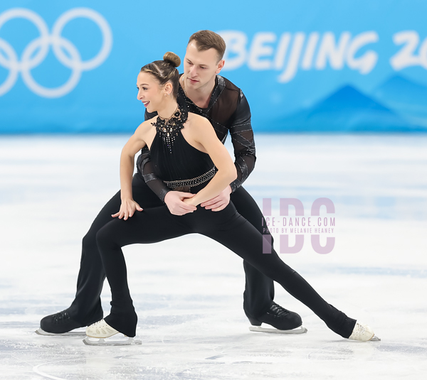 Hailey Kops & Evgeni Krasnopolski (ISR)