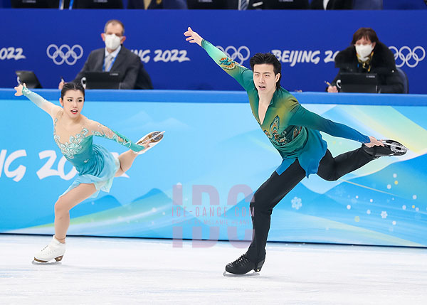 Shiyue Wang & Xinyu Liu (CHN)