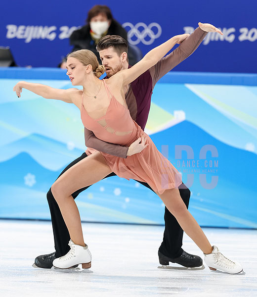 Alexandra Stepanova & Ivan Bukin (ROC)