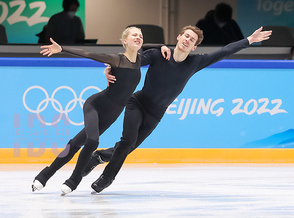 Juulia Turkkila & Matthias Versluis (FIN)