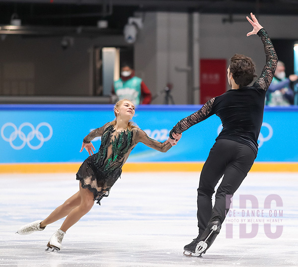 Maria Kazakova & George Reviya (GEO)