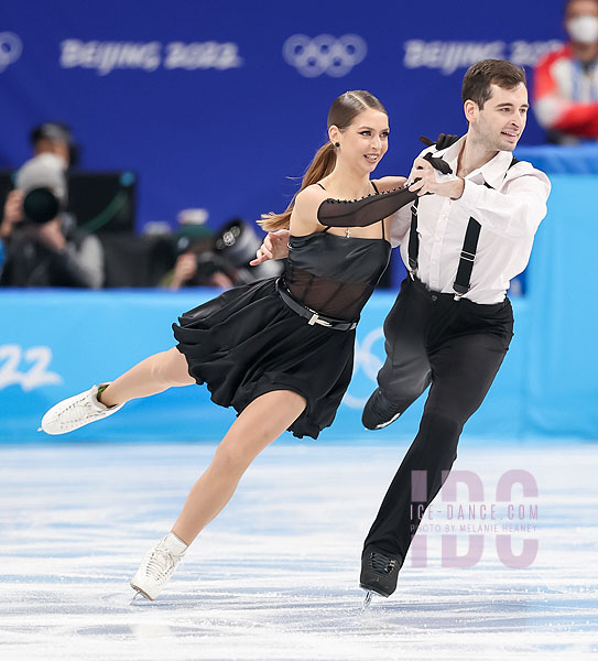 Oleksandra Nazarova & Maksym Nikitin (UKR)