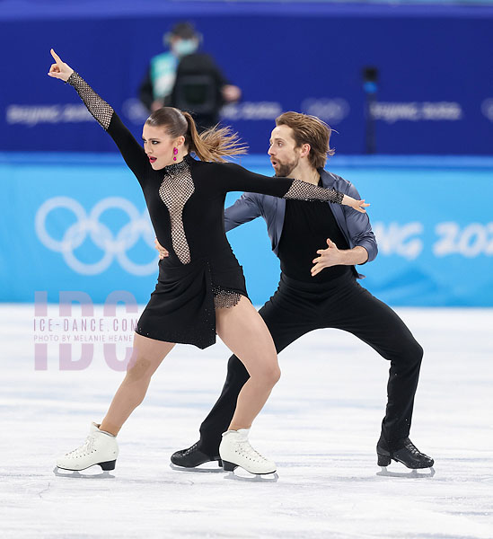 Kaitlin Hawayek & Jean-Luc Baker (USA)