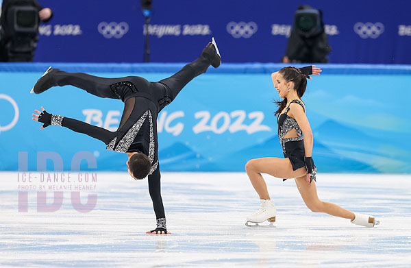 Lilah Fear & Lewis Gibson (GBR)