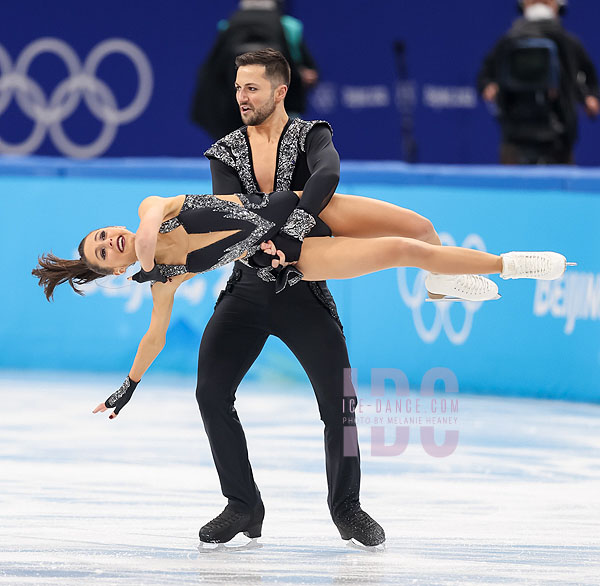 Lilah Fear & Lewis Gibson (GBR)
