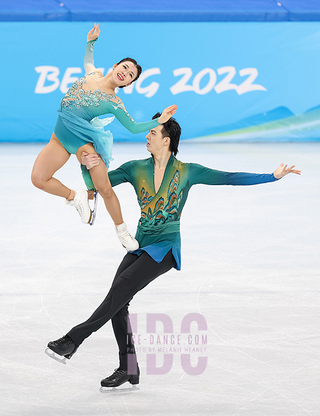 Shiyue Wang & Xinyu Liu (CHN)
