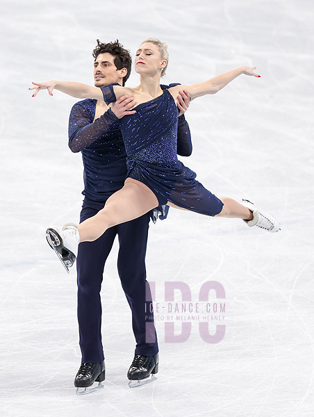 Piper Gilles & Paul Poirier (CAN)