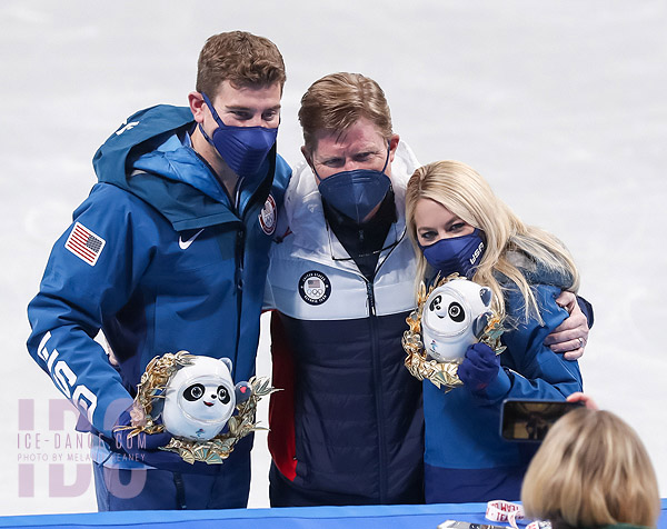 Knierim & Frazier w/coach Todd Sand / Team USA