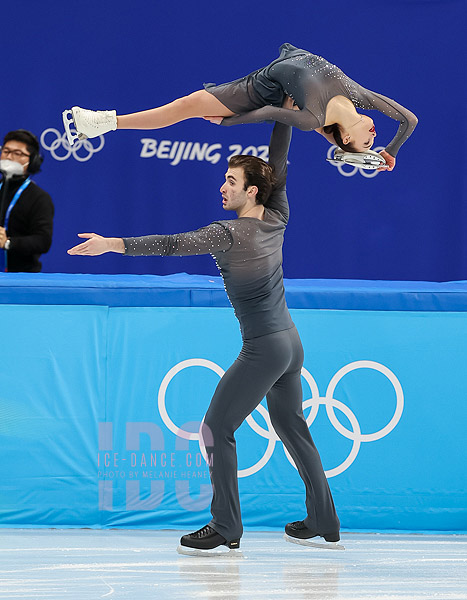 Karina Safina & Luka Berulava (GEO)