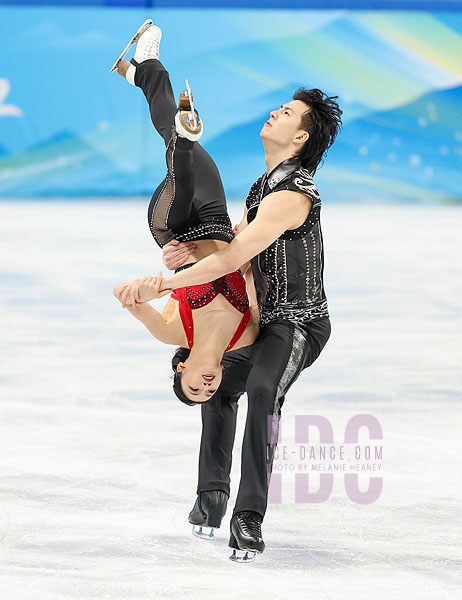 Shiyue Wang & Xinyu Liu (CHN)