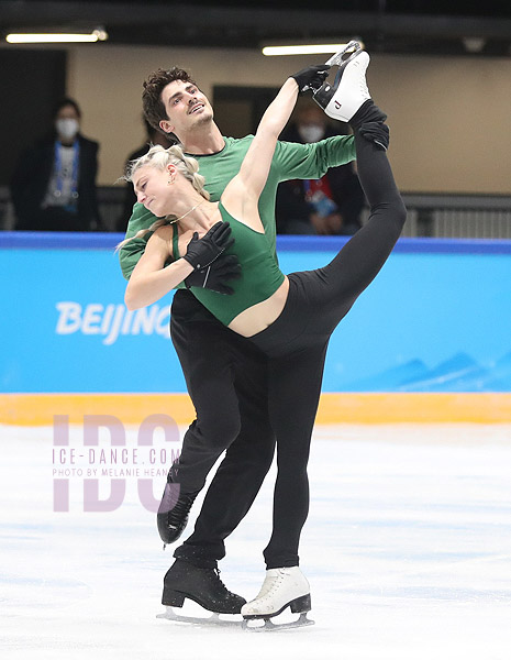 Piper Gilles & Paul Poirier (CAN)