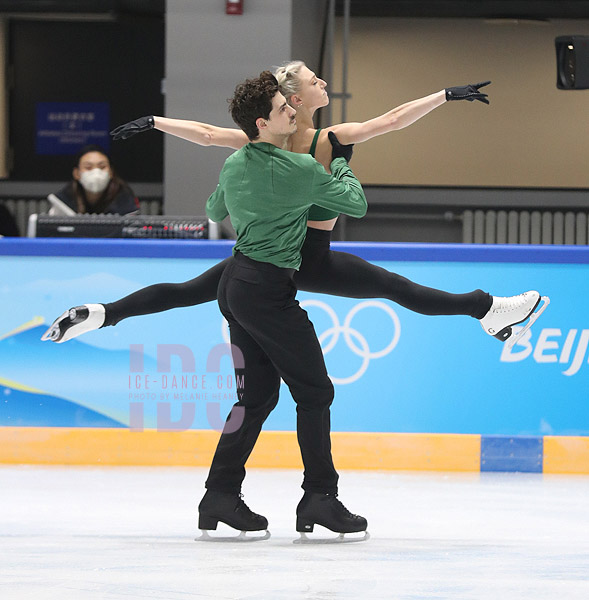 Piper Gilles & Paul Poirier (CAN)
