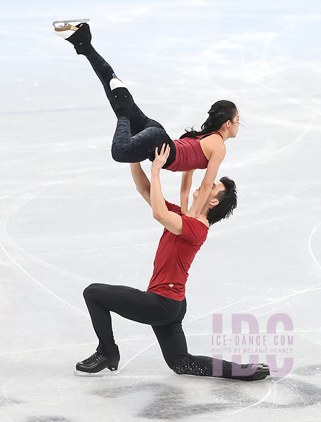 Shiyue Wang & Xinyu Liu (CHN)
