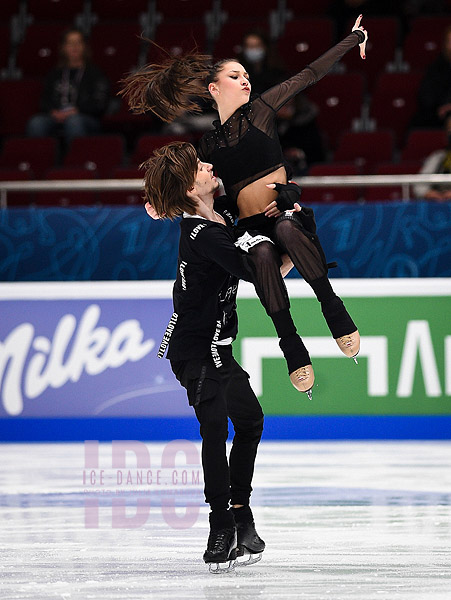 Elizaveta Shanaeva & Devid Naryzhnyy