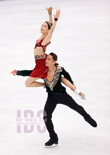 Kana Muramoto & Daisuke Takahashi (JPN)