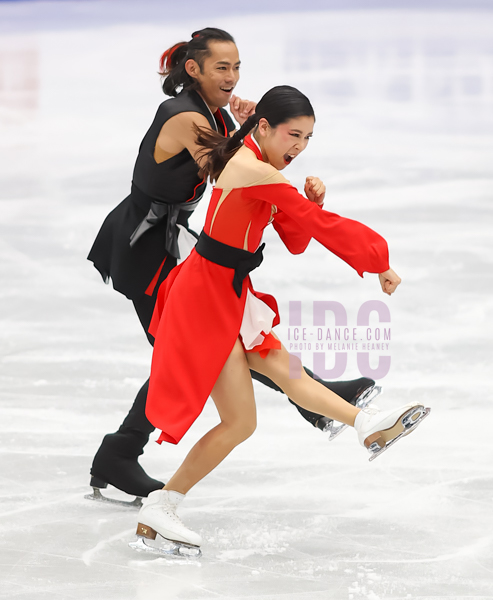 Kana Muramoto & Daisuke Takahashi (JPN)